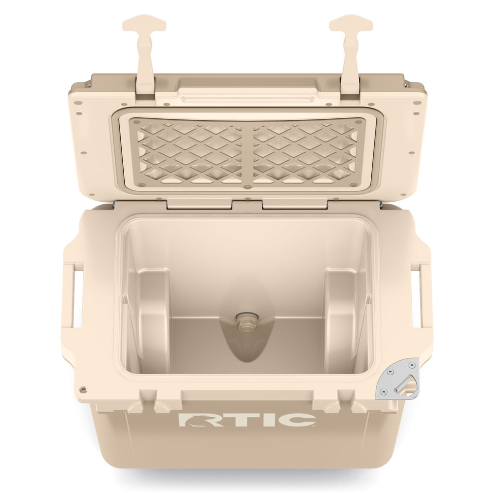 22 QT Ultra-Light Wheeled Cooler Beach | Rtic Hard Coolers|Clearance