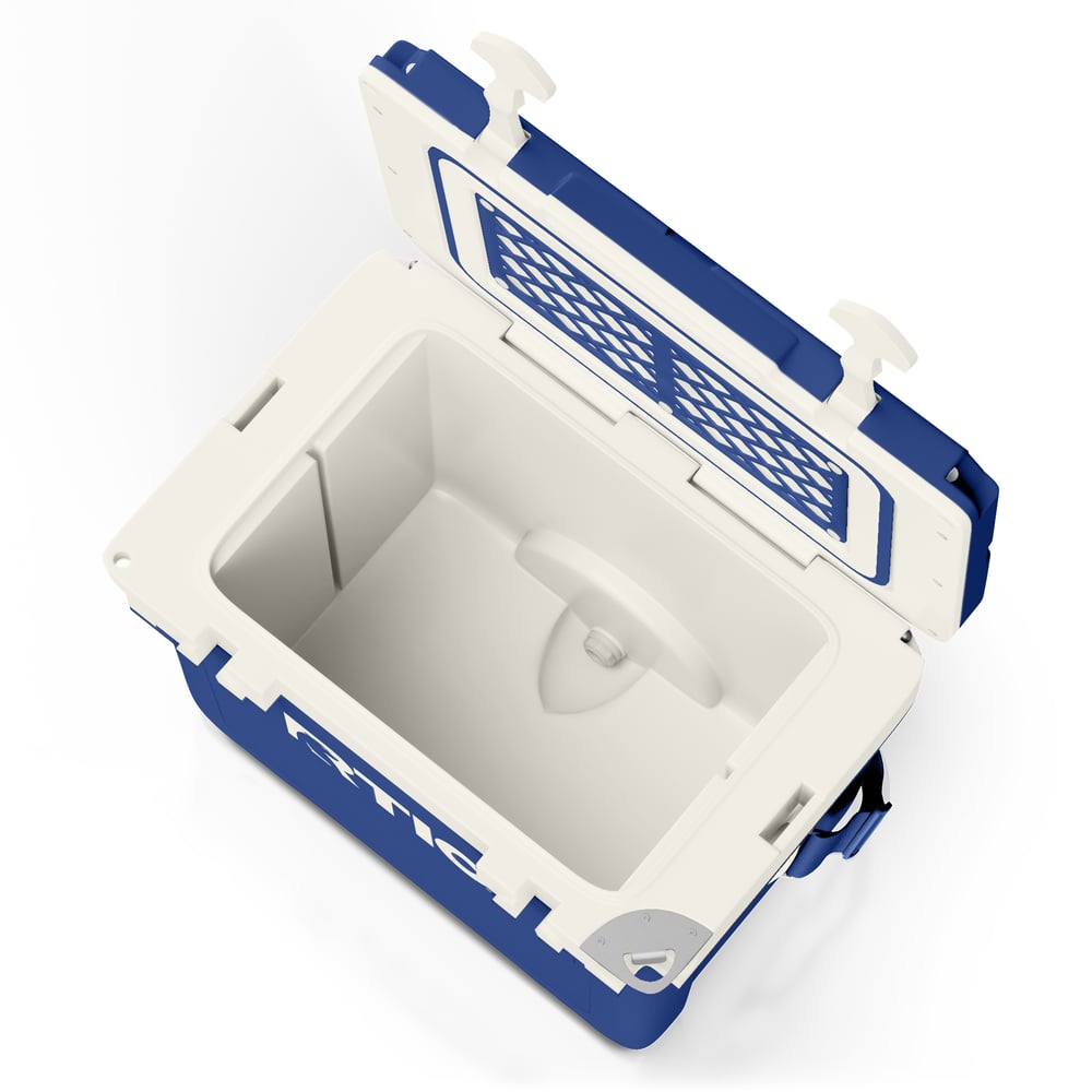 22 QT Ultra-Light Cooler Cobalt & White | Rtic Hard Coolers|Clearance