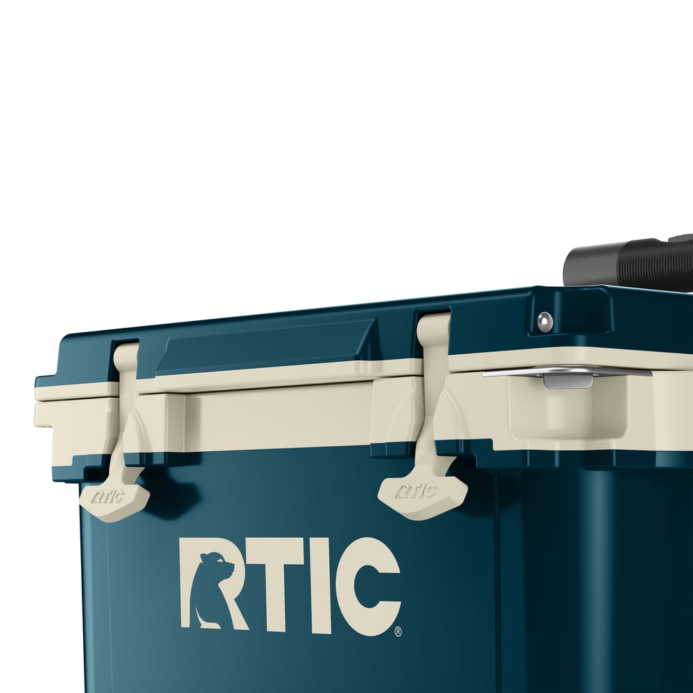 22 QT Ultra-Light Wheeled Cooler Marine/Canvas | Rtic Hard Coolers|Clearance